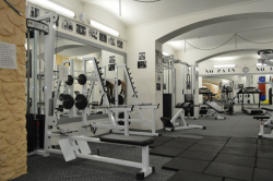 Атлетический Центр Muscle House - Черновцы, Тренажерные залы